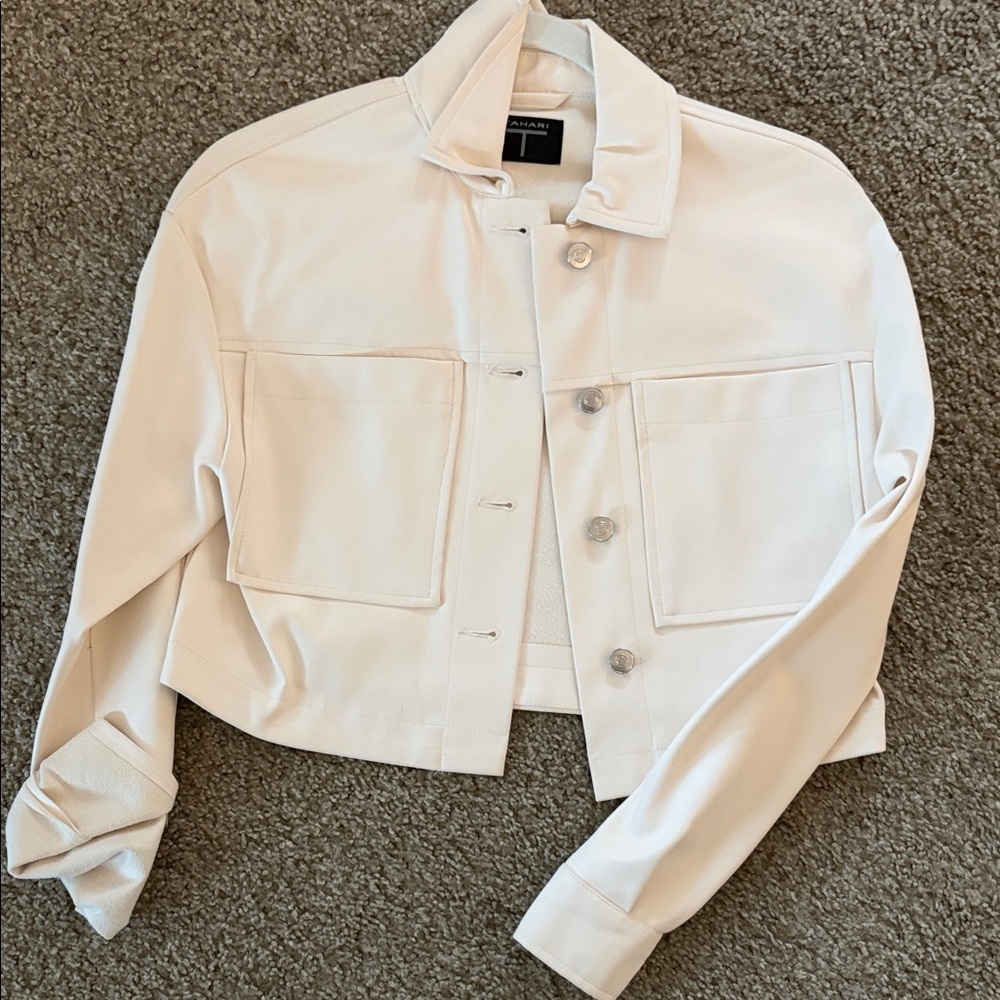 Tahari Ivory Cropped Button-Front Jacket